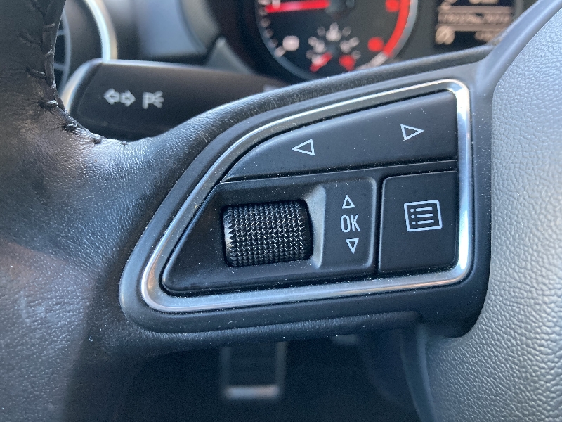 Audi A1 SportBack 1.4 Tdi 90cv Design