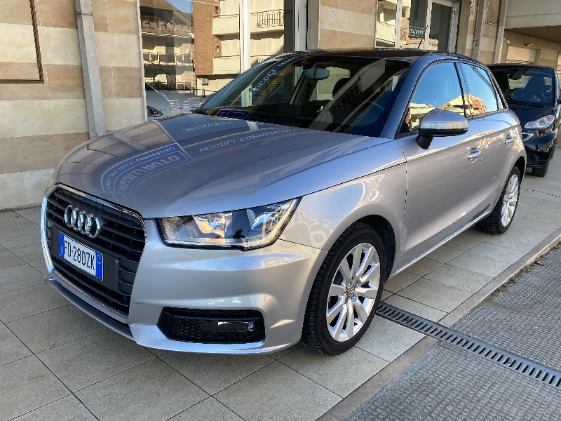 Audi A1 SportBack 1.4 Tdi 90cv Design