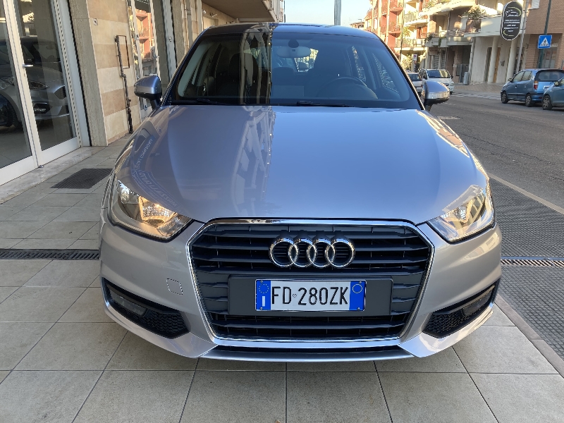 Audi A1 SportBack 1.4 Tdi 90cv Design