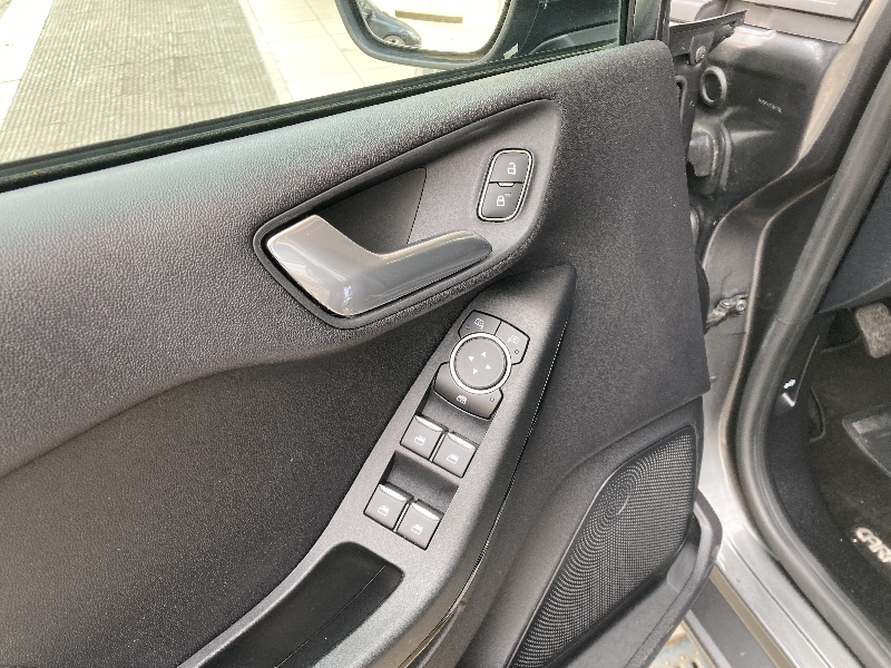 Ford Fiesta 1.1 75cv 5 Porte Connected