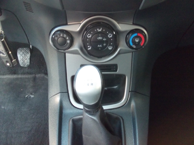 Ford Fiesta 1.6 Tdci 95cv 5 Porte