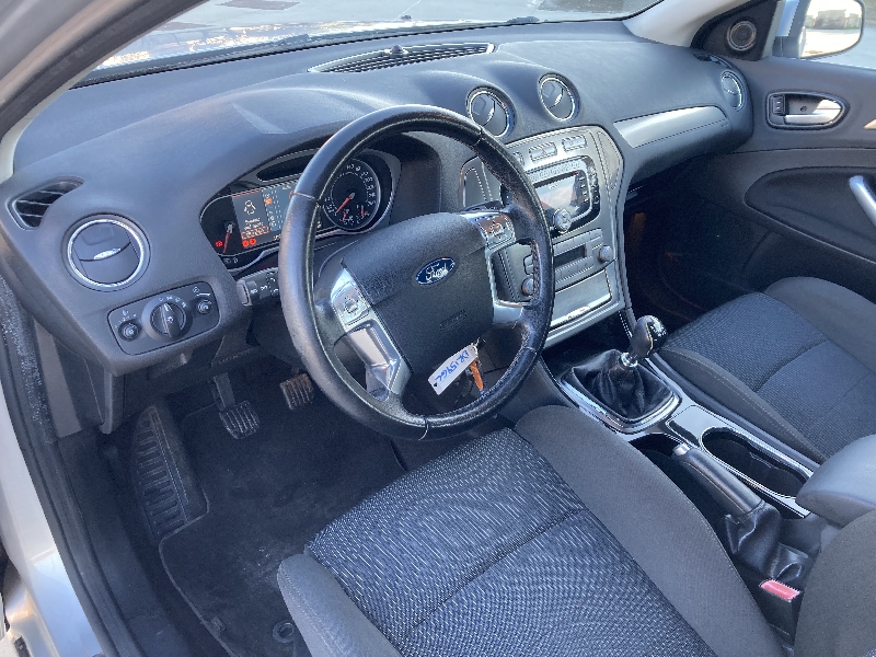 Ford Mondeo 2.0 tdci 140cv titanium Berlina