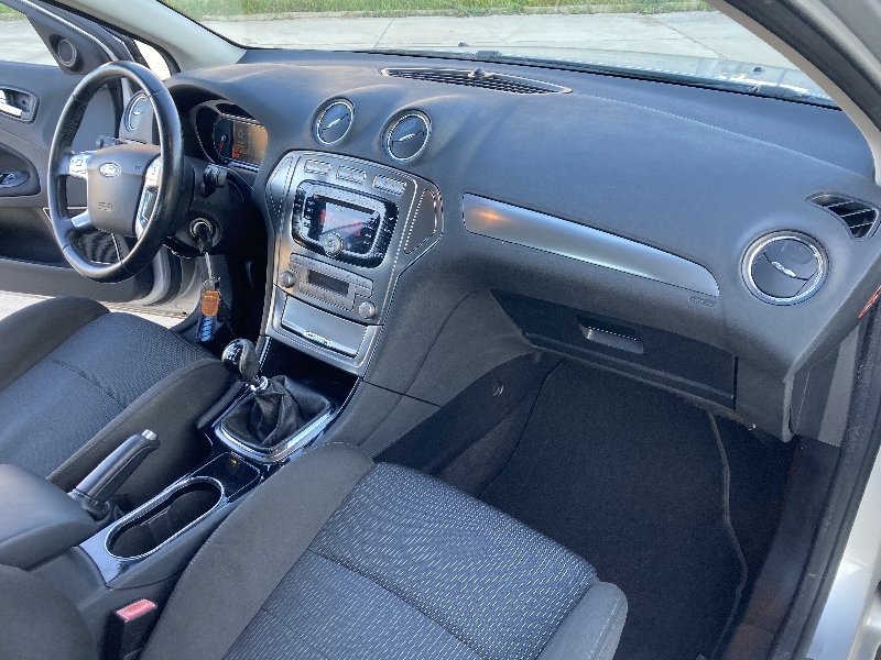 Ford Mondeo 2.0 tdci 140cv titanium Berlina
