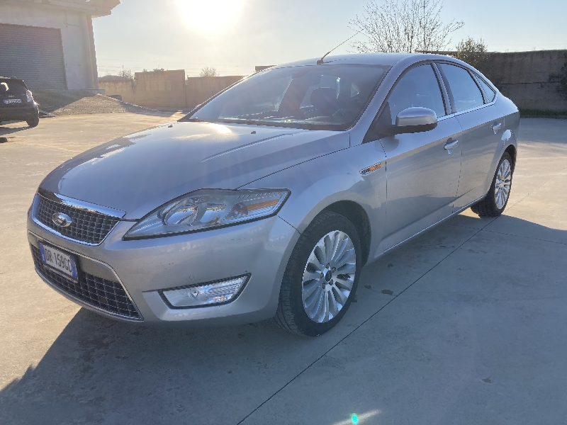 Ford Mondeo 2.0 tdci 140cv titanium Berlina