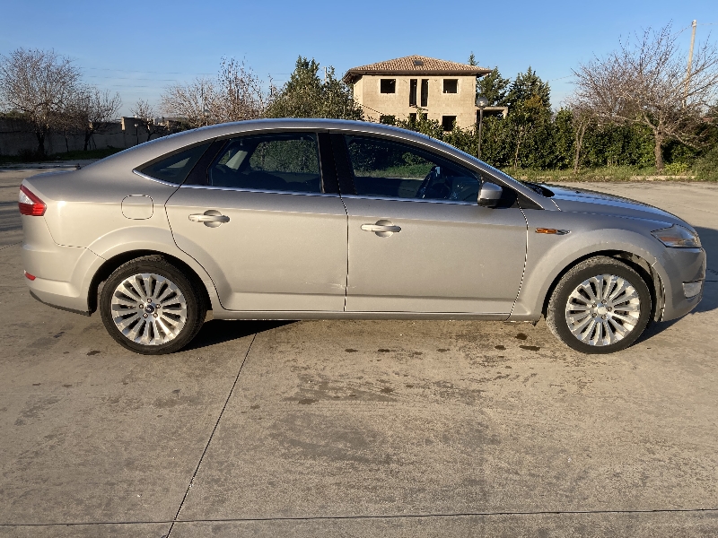 Ford Mondeo 2.0 tdci 140cv titanium Berlina