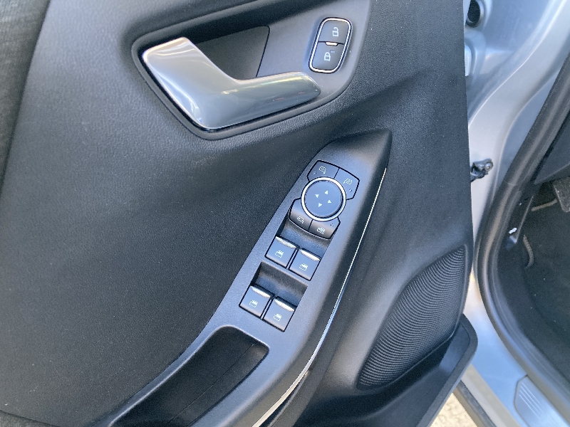 Ford Puma 1.0 Ecoboost Hybrid Titanium