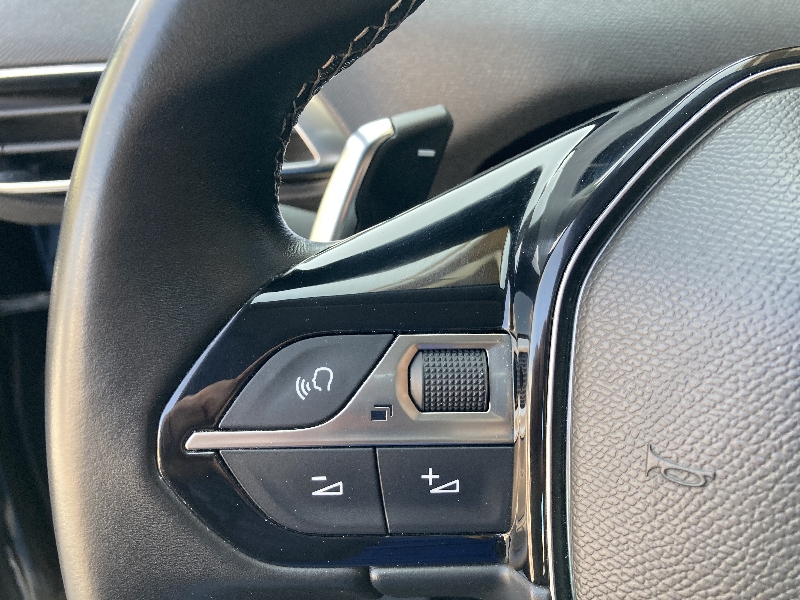 Peugeot 3008 1.5 BlueHdi 130cv Business Aut.