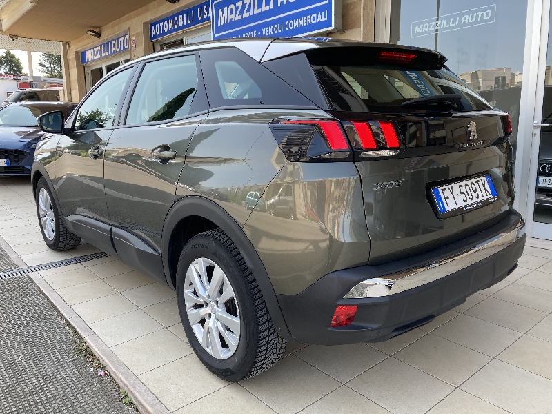 Peugeot 3008 1.5 BlueHdi 130cv Business Aut.