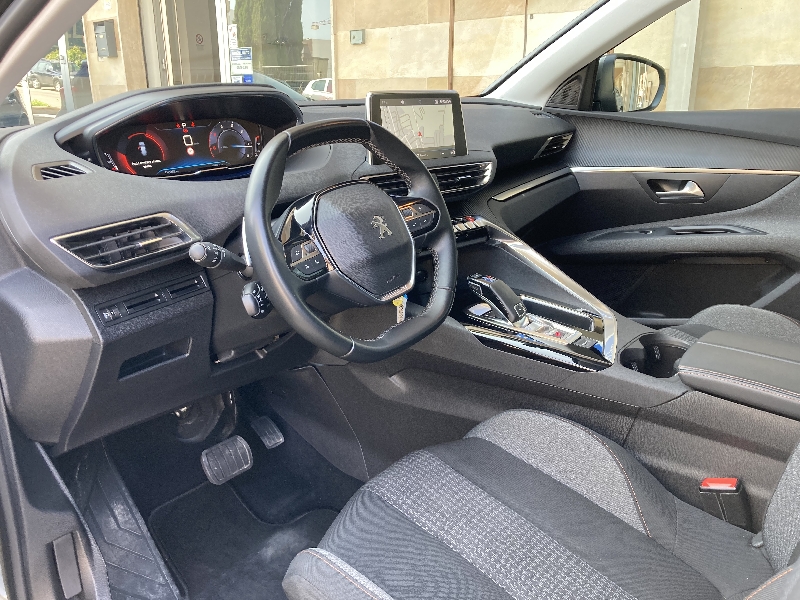Peugeot 3008 1.5 BlueHdi 130cv Business Aut.