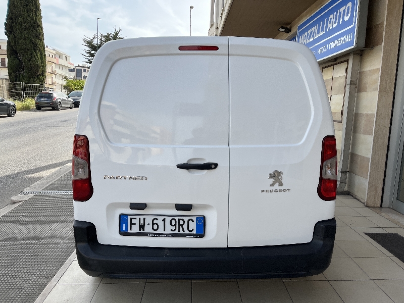 Peugeot Partner 1.5 Hdi 130cv 3 Posti