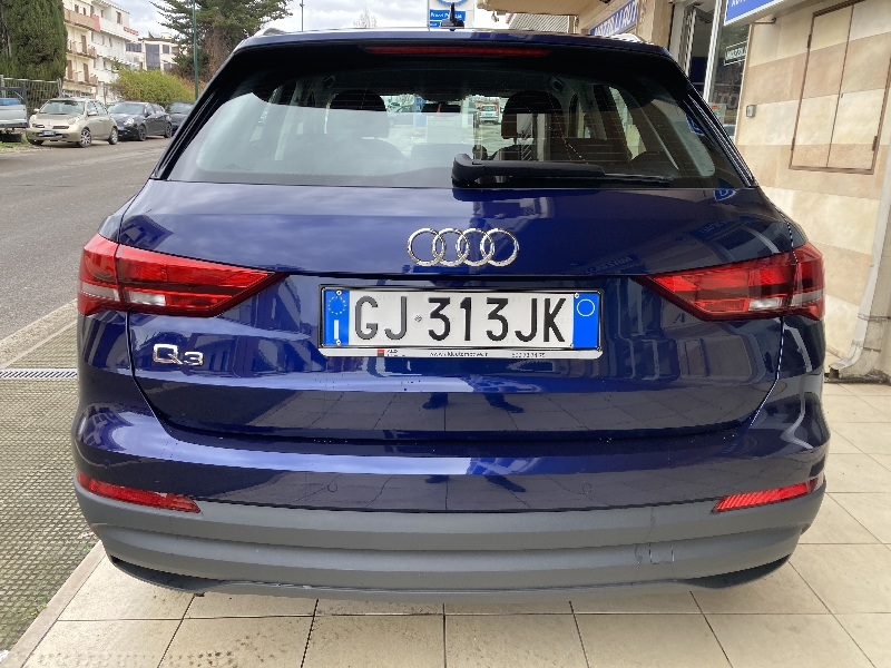 Audi Q3 35 2.0 TDI 150cv S-Tronic Business