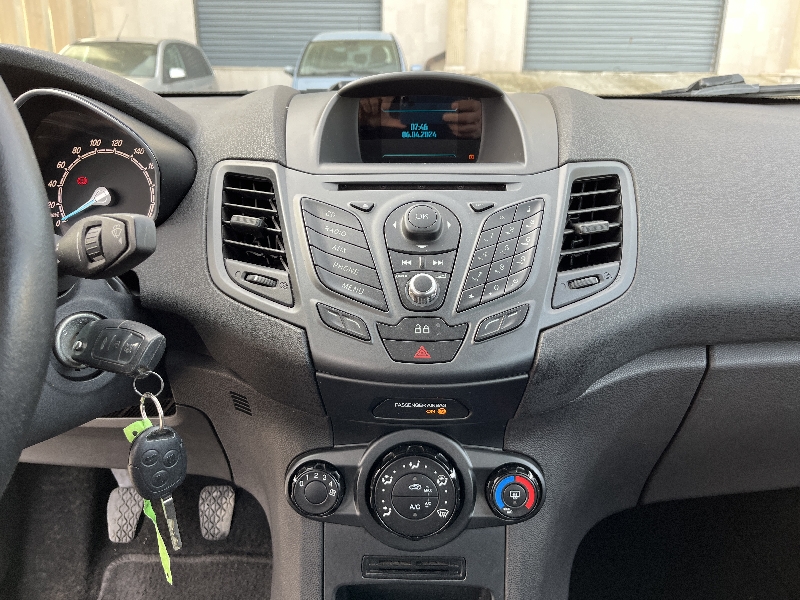 Ford fiesta 1.5 Tdci 75cv 5 Porte