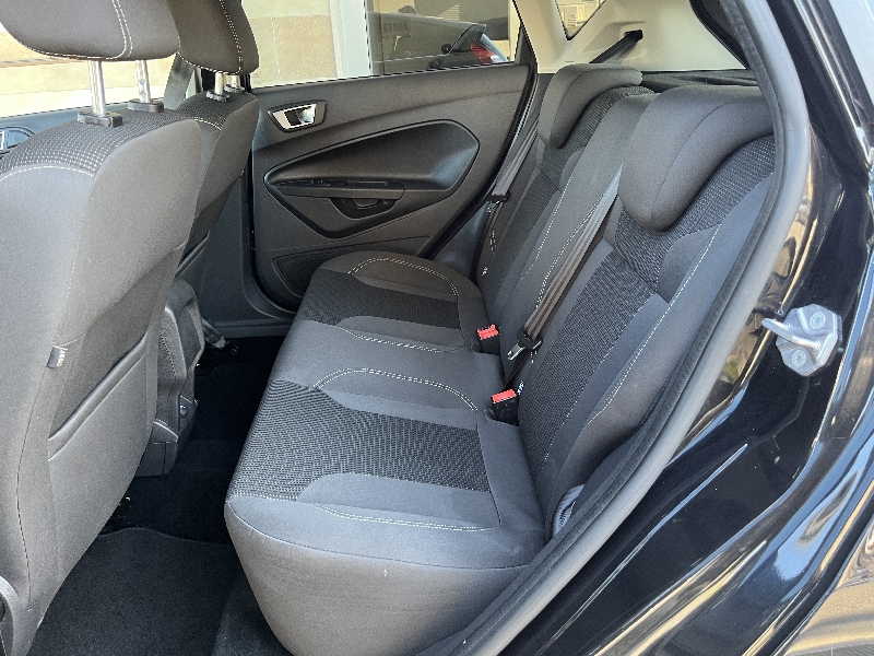 Ford fiesta 1.5 tdci 75cv 5 porte Titanium