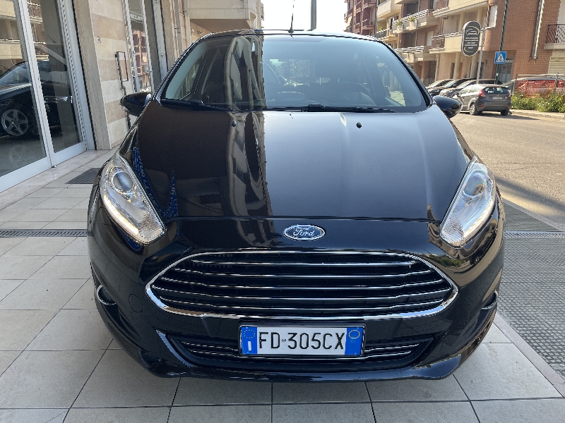 Ford fiesta 1.5 tdci 75cv 5 porte Titanium