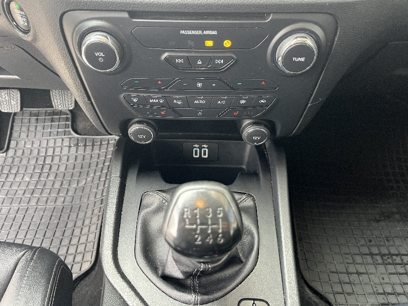 Ford Ranger 2.0 Tdci 170cv Doppia Cabina 5 Posti Limited