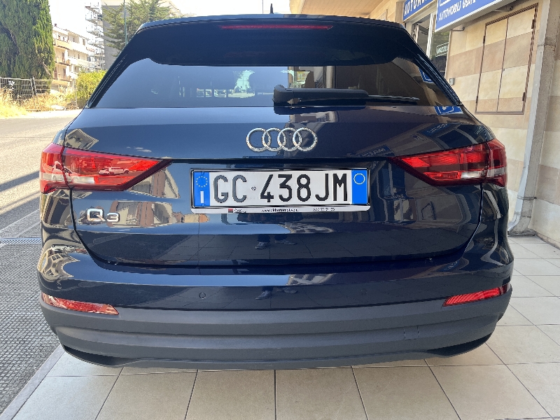 Audi Q3 35 2.0 Tdi s-tronic Business