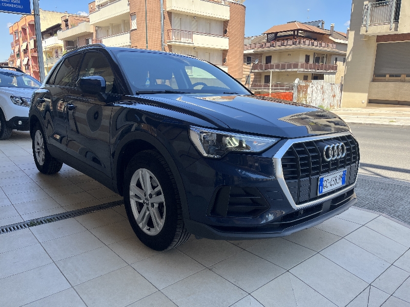 Audi Q3 35 2.0 Tdi s-tronic Business