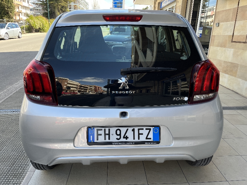 Peugeot 108 1.0 vti 68cv 5 Porte Automatica