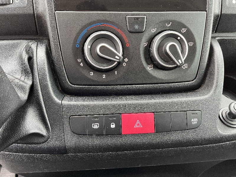 Peugeot Boxer 333 L2H2 2.2 Bluehdi 140cv