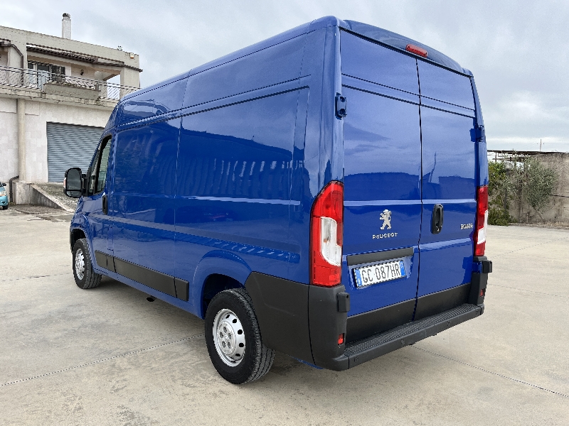Peugeot Boxer 333 L2H2 2.2 Bluehdi 140cv