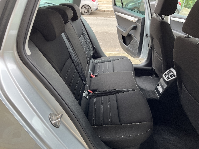 Skoda Octavia Wagon 1.6 tdi 115cv executive Dsg