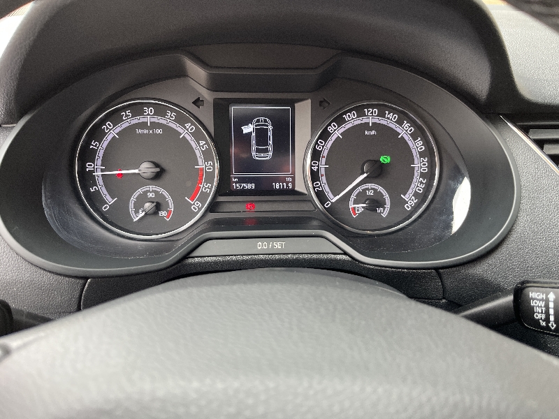 Skoda Octavia Wagon 1.6 tdi 115cv executive Dsg