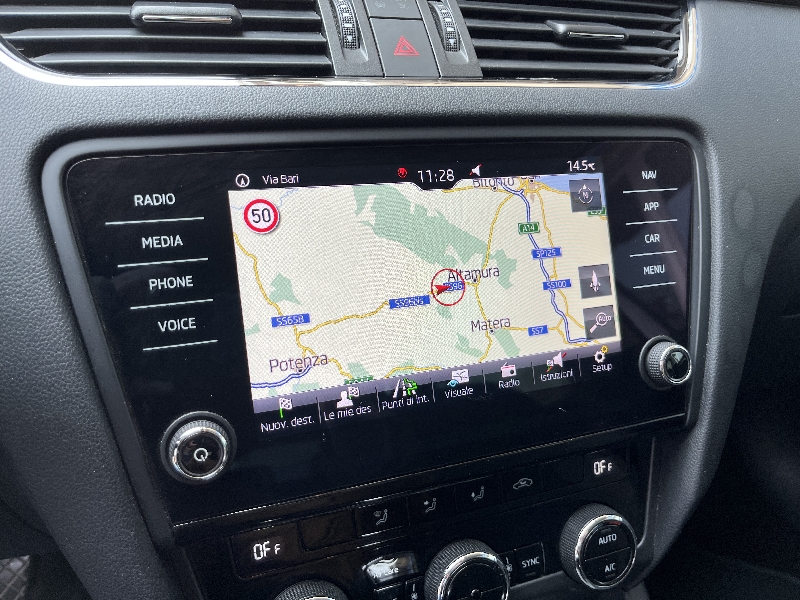 Skoda Octavia Wagon 1.6 tdi 115cv executive Dsg